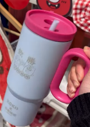 保溫杯